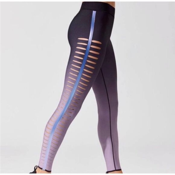 Ultracor Ultra High Silk Slash Legging in Black Lilac Gradient Ombré - Picture 9 of 10